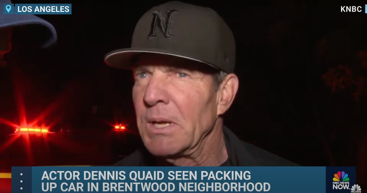 dennis-quaid-evacuates-la-home-7553.jpeg