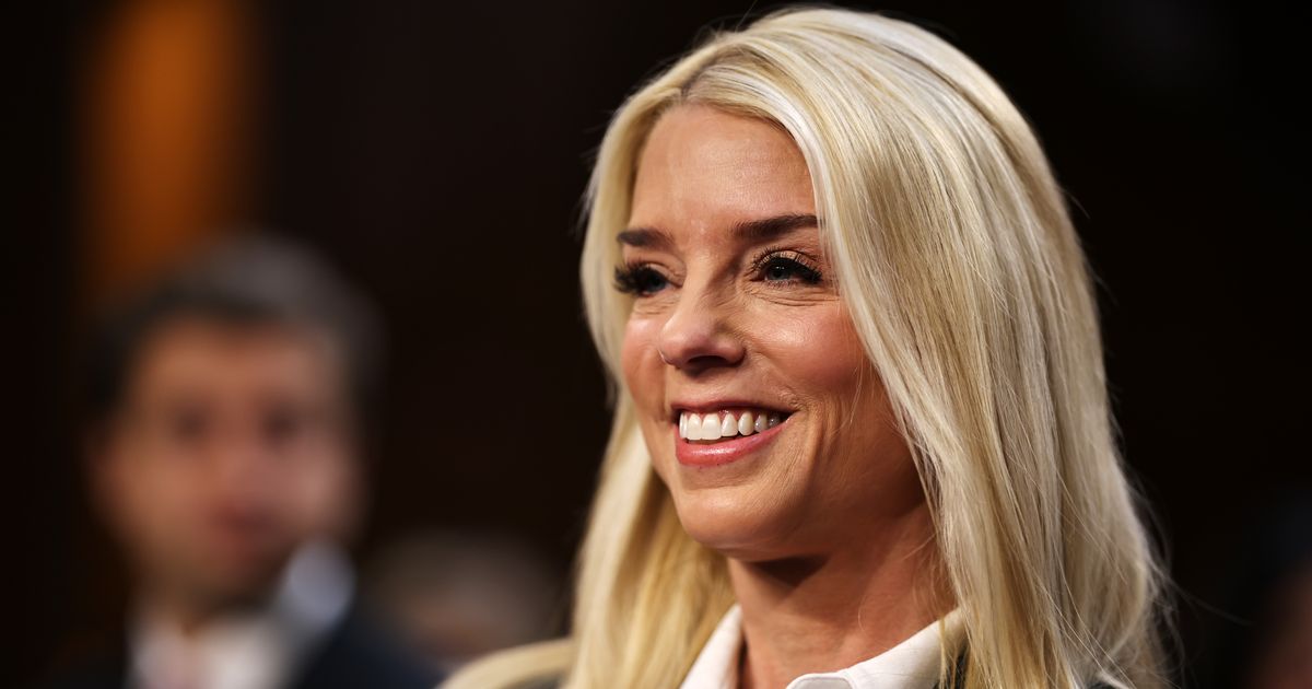 pam-bondi-age-defying-looks-plastic-surgery-8472.jpeg