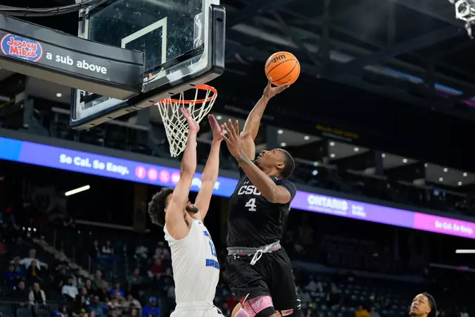 csunmensbasketballbigwestquarterfinal-4800.webp