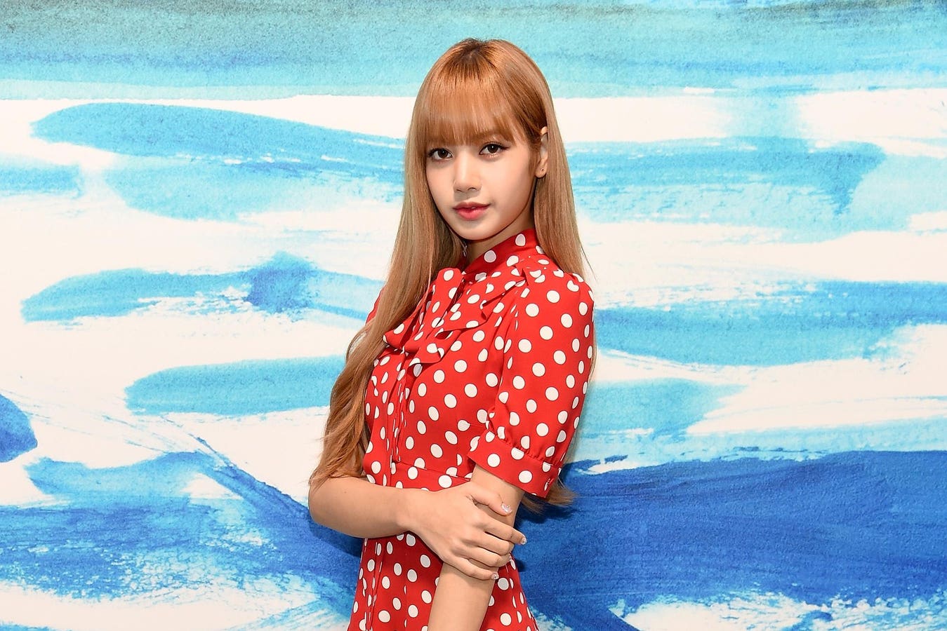 lisa-blackpink-no-1-album-forbes-0319.jpeg