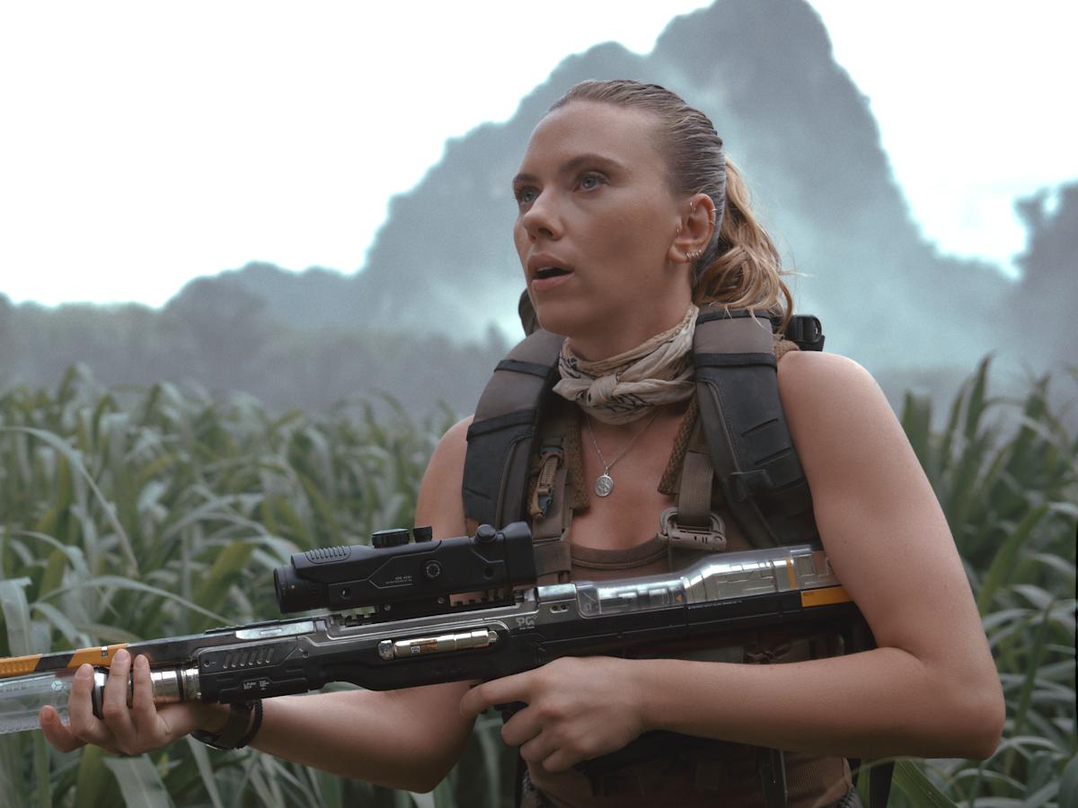 scarlett-johansson-jurassic-world-instagram-8305.jpeg