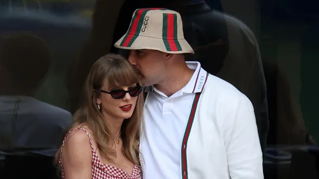 taylor-swift-travis-kelce-alone-time-8150.jpeg