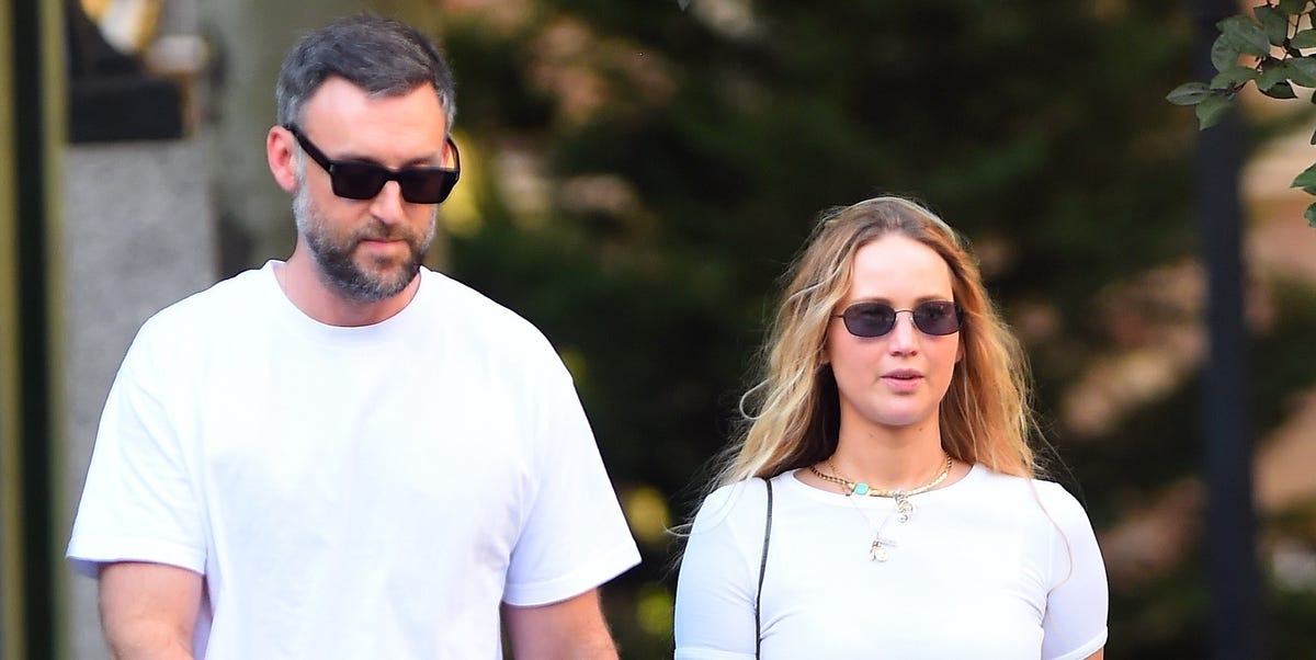 jennifer-lawrence-sneakers-bazaar-4079.jpeg