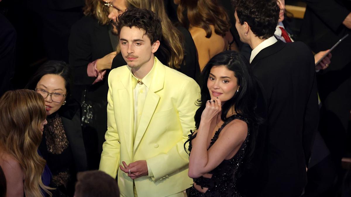 kylie-jenner-dares-to-act-timothe-chalamet-5630.jpeg